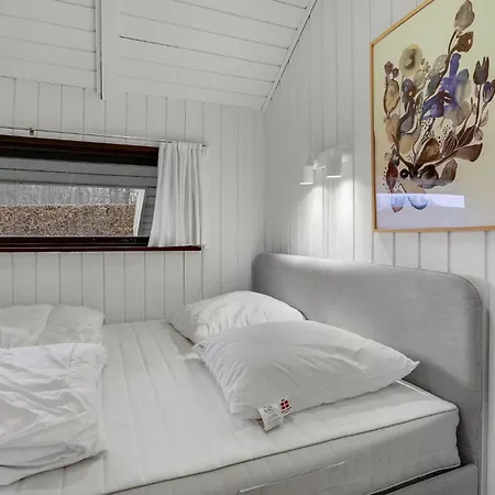 Three-bedroom In Hébergement de vacances Egernsund